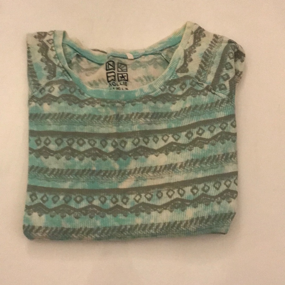 Teal and gray long sleeved shirt